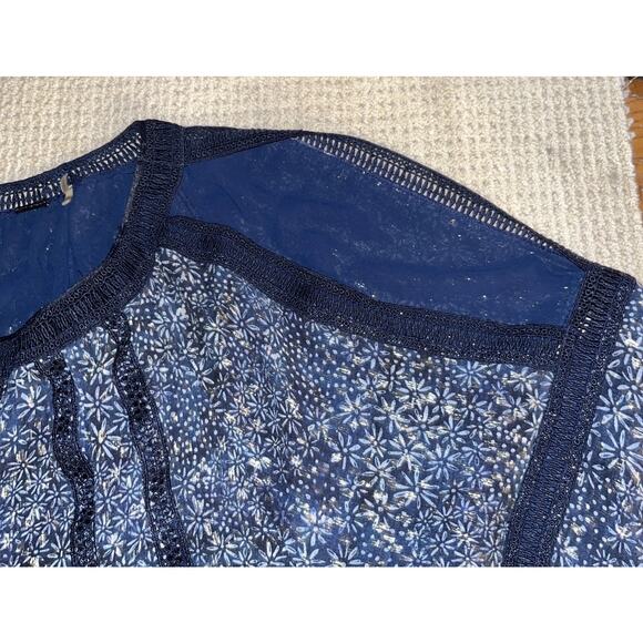 Elie Tahari L Silk Blouse Blue Cold Shoulder Metallic Embroidery Pleated Chiffon - Picture 13 of 14